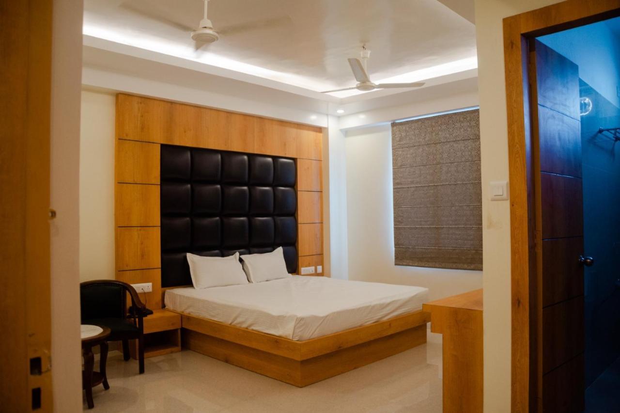 Hotel Grand Lotus Dimāpur Eksteriør billede